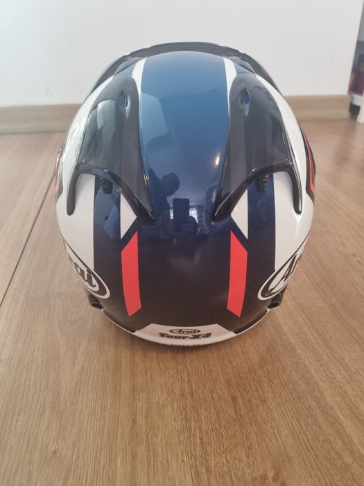 Vand Casca Arai Tour X4