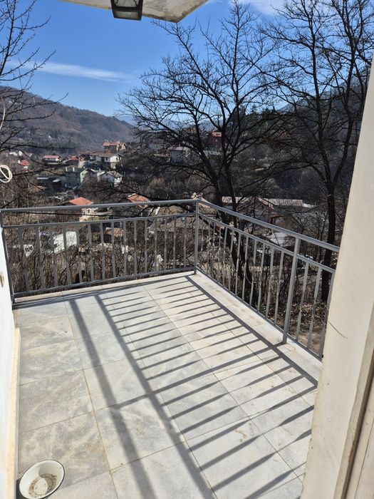 Дава се под наем Къща в с. Свидня, Област София-област - 120 кв.м за 331.5 € - Снимка #3