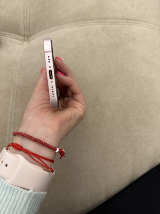 Iphone 15 розов 256 GB