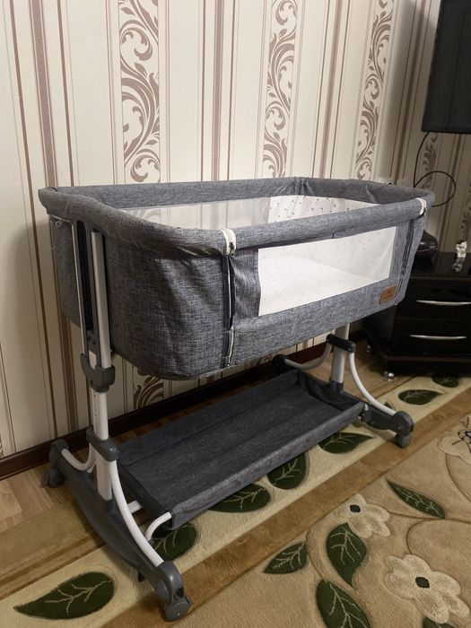 Детская кровать-монеж