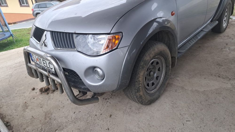 Mitsubishi  L200 2007