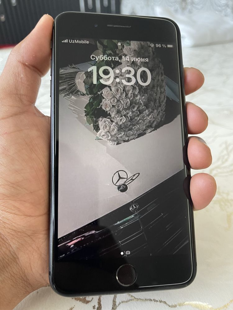 Iphone 8 plus 64 gb edial