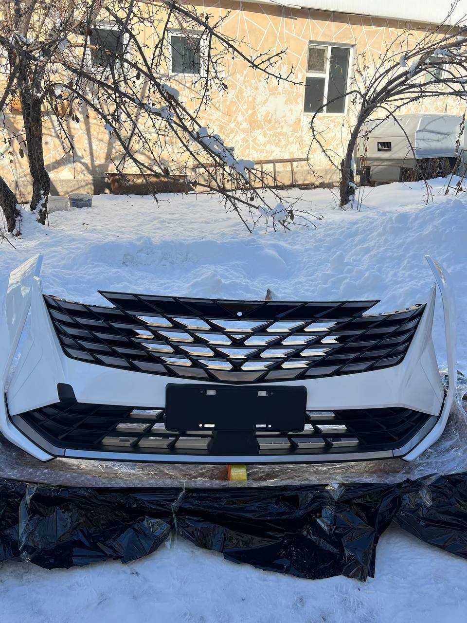 Передний бампер Желли Атлас