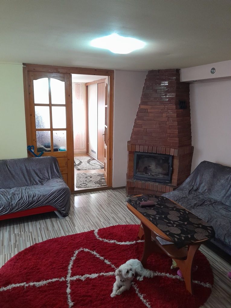 Casa zona centrala sau schimb cu apartament