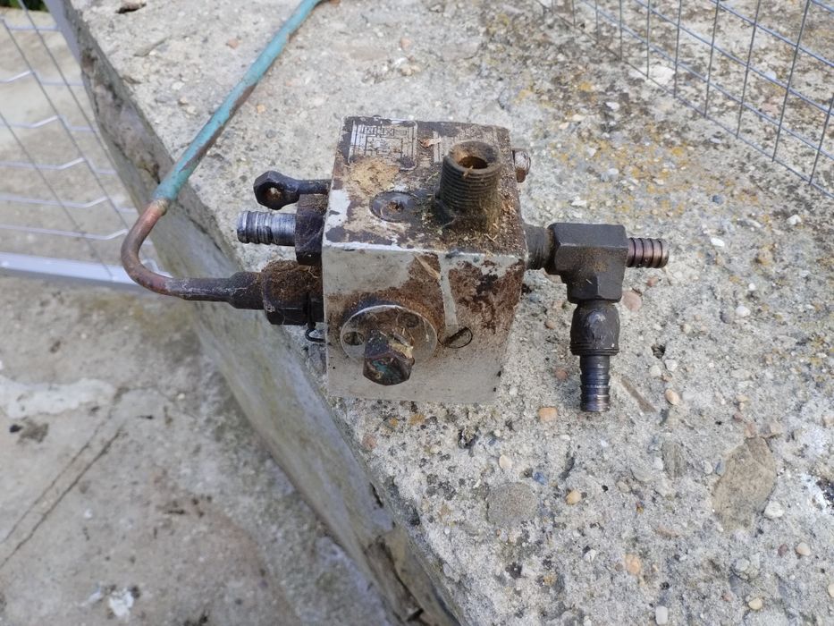 Хидравличен Разпределител работил на БЧС