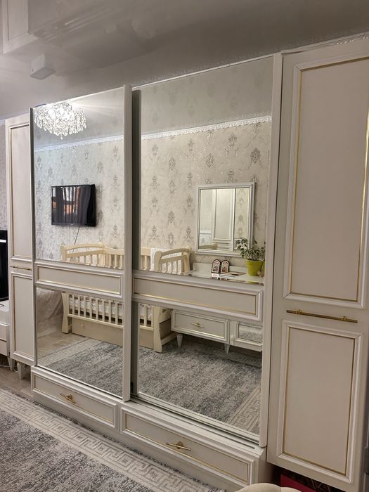 Продам шкаф-купе