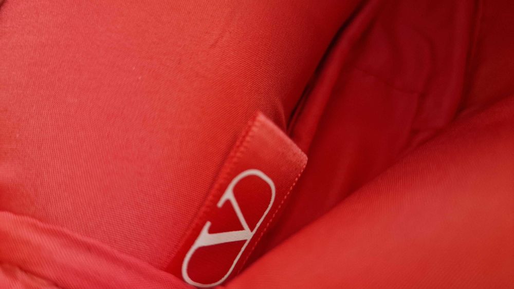 Valentino – Оригинален несесер! Нов!