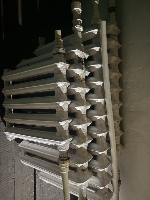 Продам чугунные батареи( б/у)