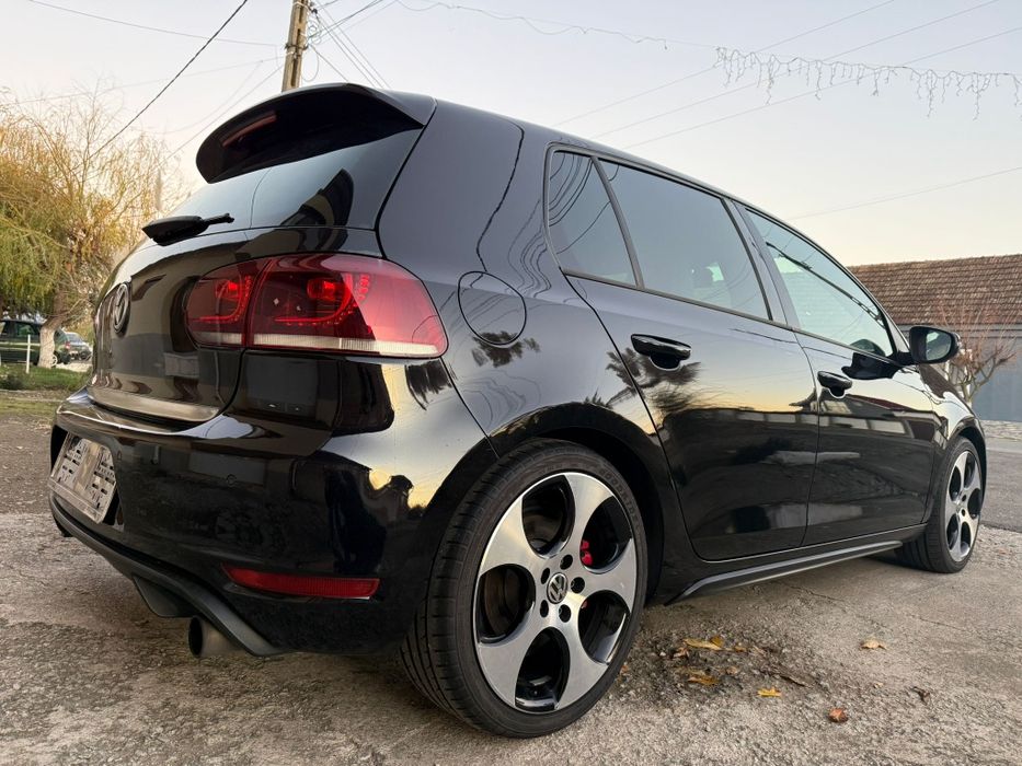 Volkswagen Golf 6 GTI | 2.0 | 211 Cp | DSG