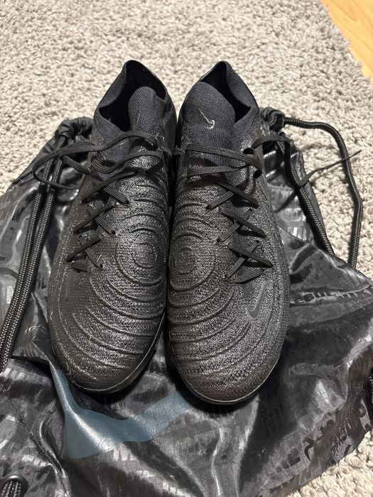 Ghete de fotbal Nike Phantom Elite negre