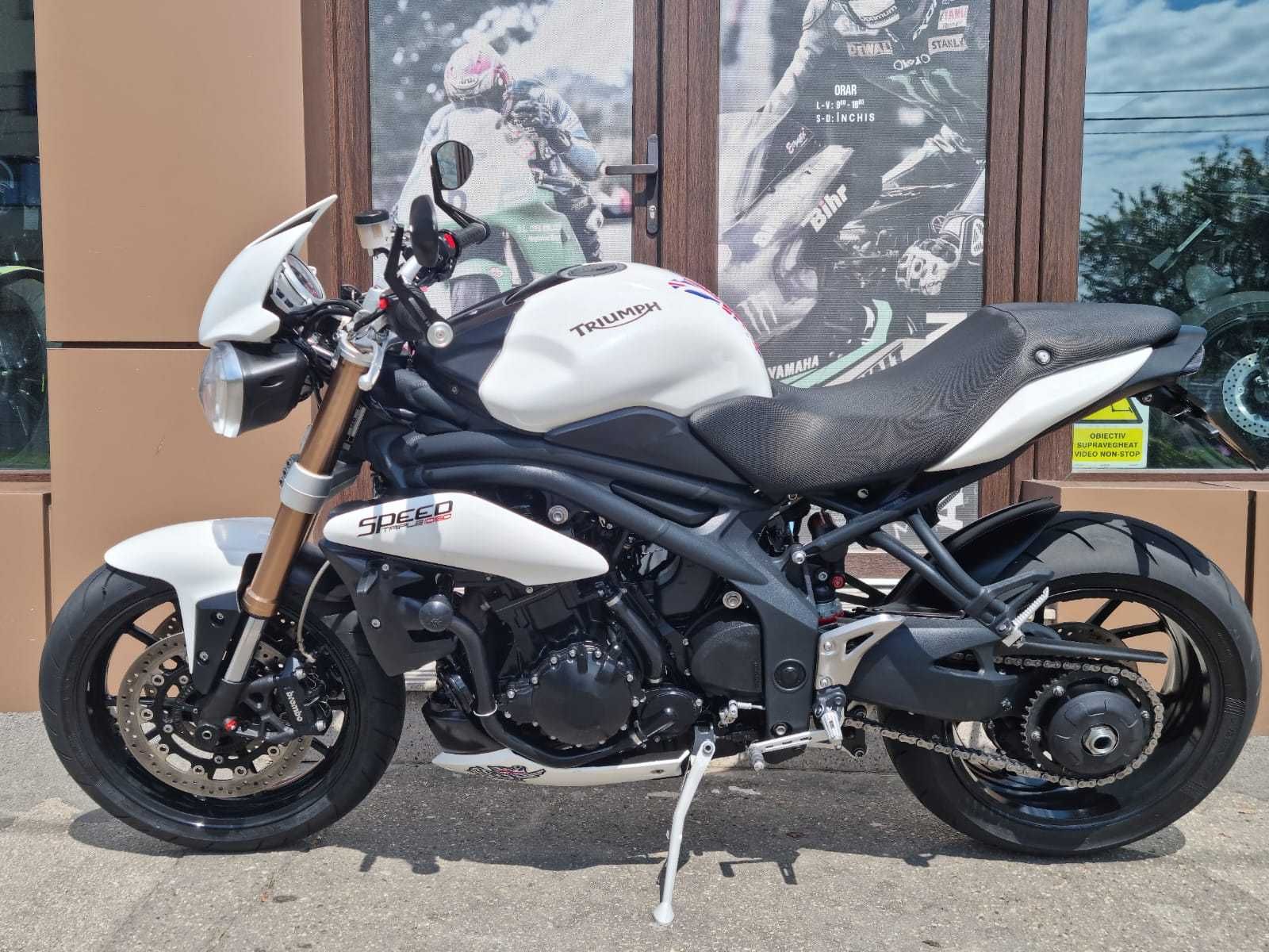 Ser vinde Triumph Speed Triple 1050 ~garantie 12 luni~RATE ~PRET PROMO