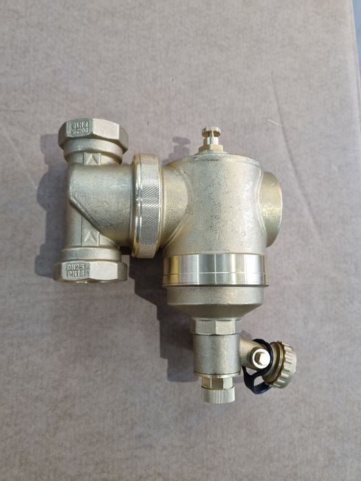 Магнитный дешломатор DN25 (1")