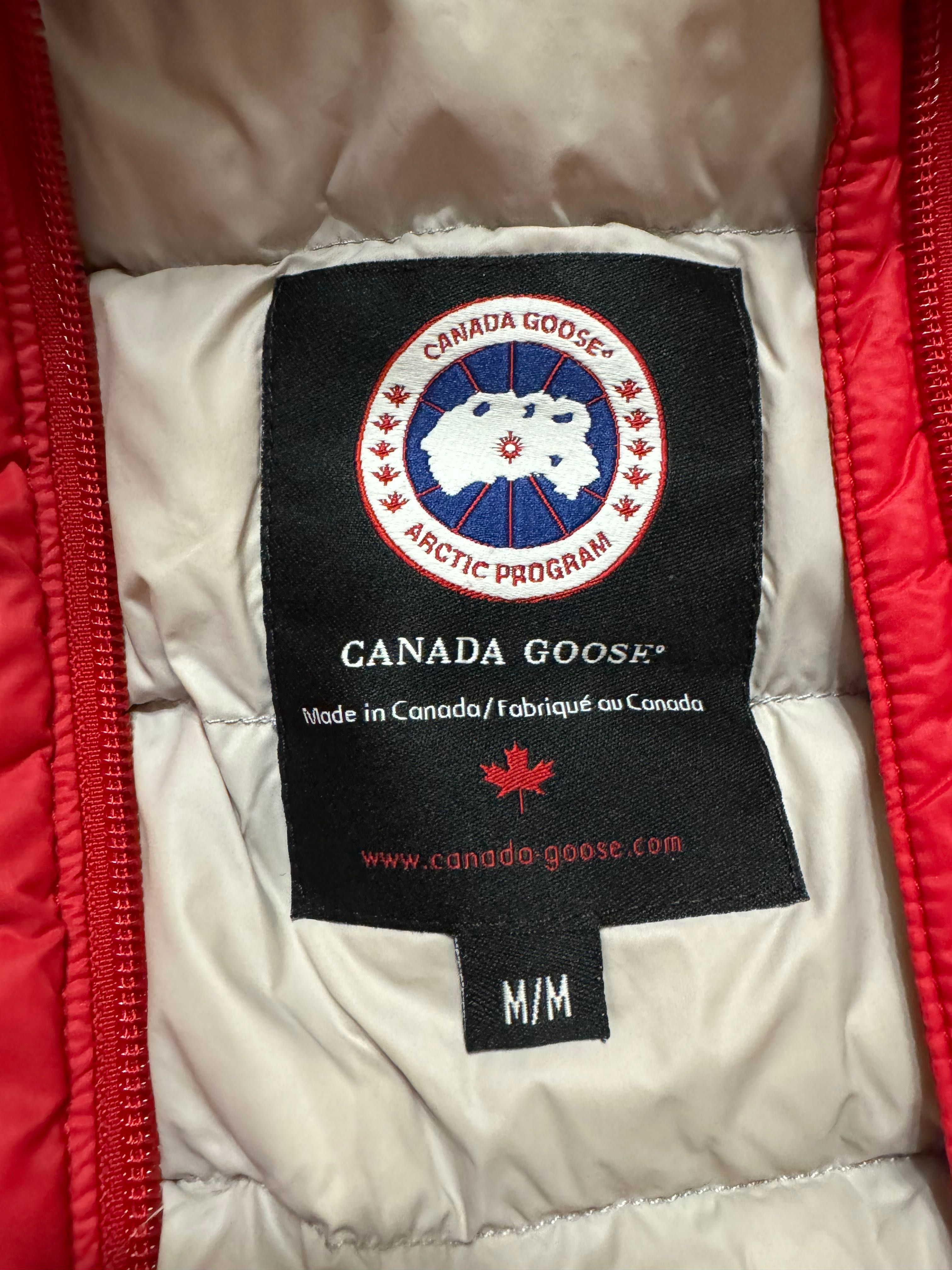 Дамски елеци Moncler,Canada Goose.