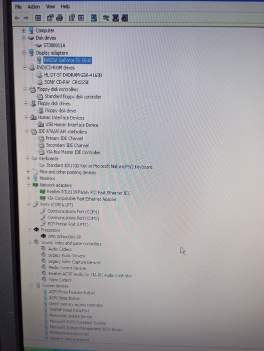 Unitate centrala PC cu tastatura +/- sistem audio