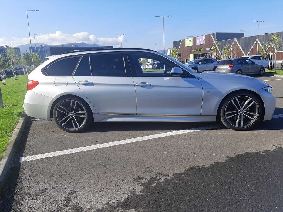BMW 325d Touring LCI M-Sport Pachet.