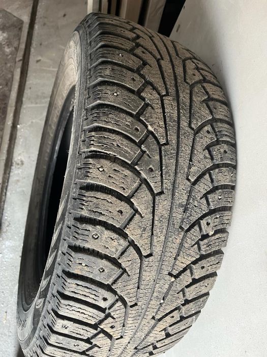 Продам зимнюю шину nokian