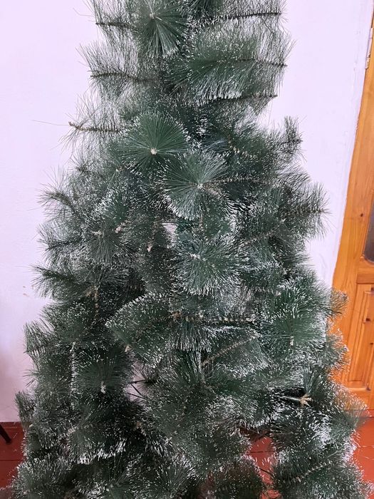 Продается пышная ёлка