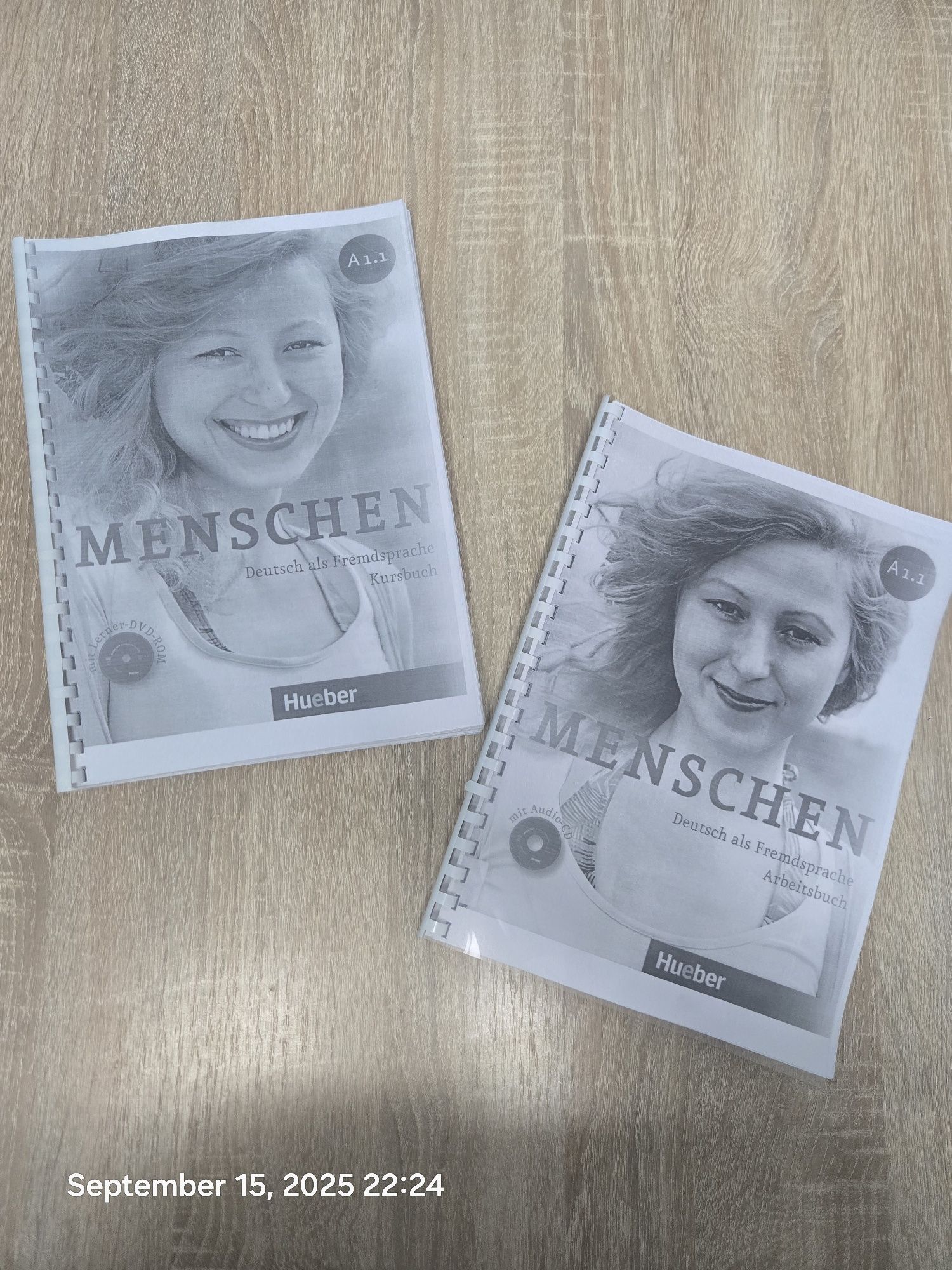Workbook и Учебник для студентов по немецкому языку, уровень A1.1.