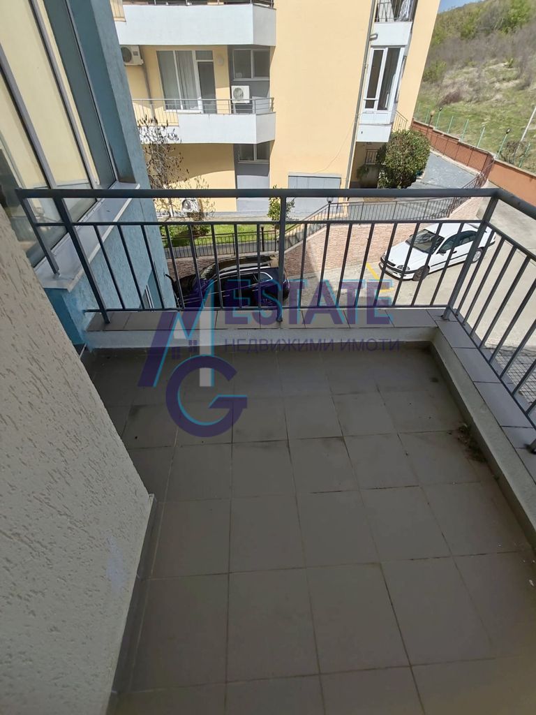 Продава се Двустаен апартамент в с. Кошарица, Област Бургас - 70 кв.м за 715 €/кв.м - Снимка #8