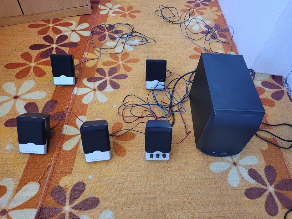 Sistem audio Altec Lansing cu 6 canale