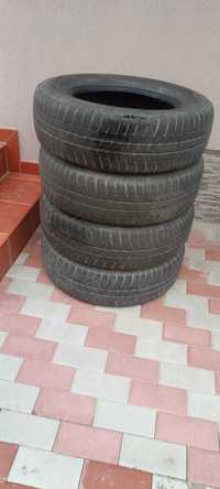 vind  4   anvelope   vara  in stare  buna    215/70/R16  100 t