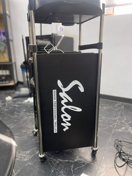 Ucenic pentru coafor