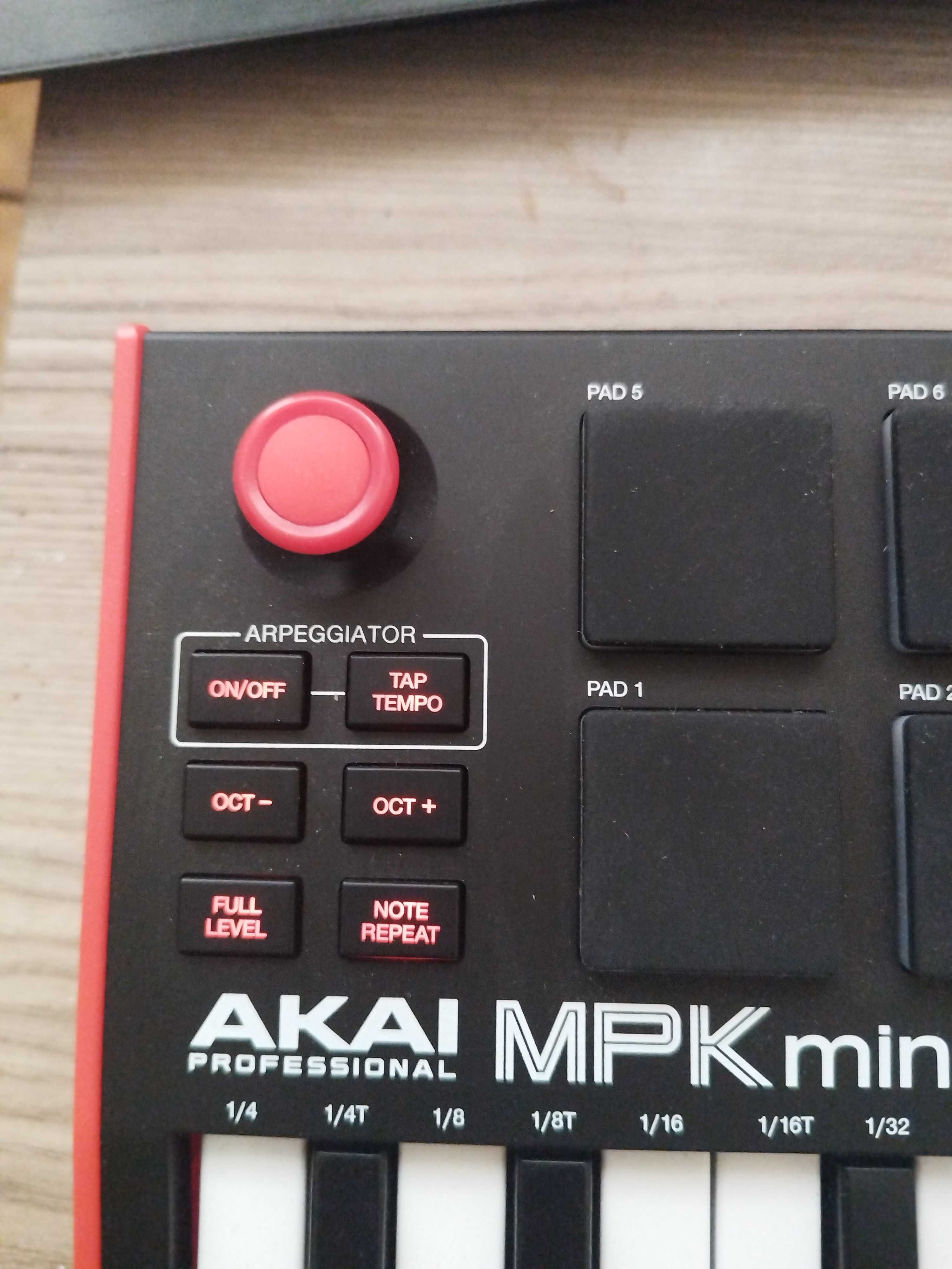 AKAI NPK mini professional