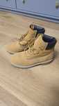 Bocanci dama Timberland impecabili, ca noi, nr 39
