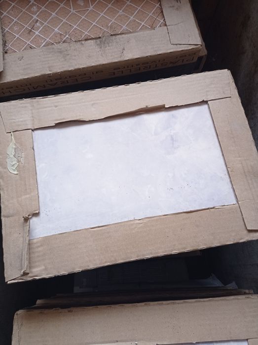 Продам кафель 2 вида