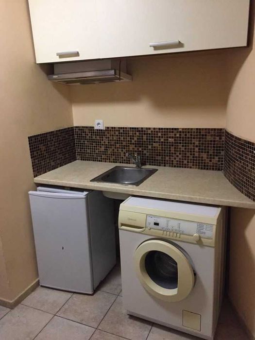 Дава се под наем Едностаен апартамент в Бургас, Възраждане - 30 кв.м за 200 € - Снимка #1