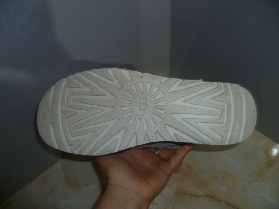 UGG оригинални ботуши №40