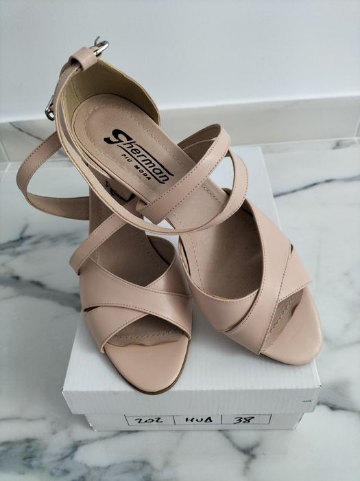 Sandale nude  cu toc gros