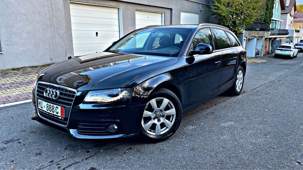 Vand Audi A4 2009 2.0tdi bixenon navigatie inc scaune pdc tempomat