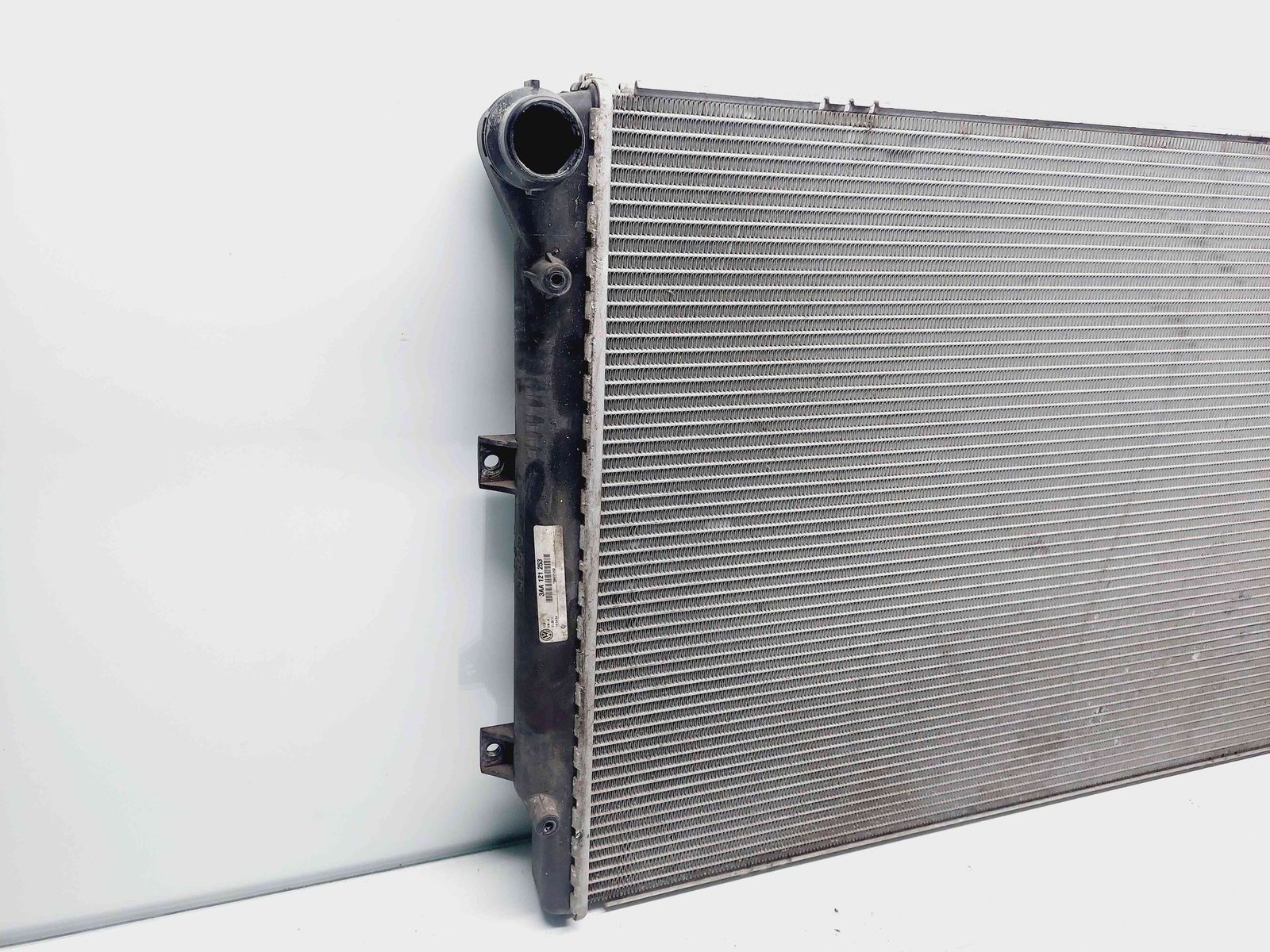 Radiator apa Volkswagen Passat B7 (362) [Fabr 2010-2014] 3AA121253 1.6