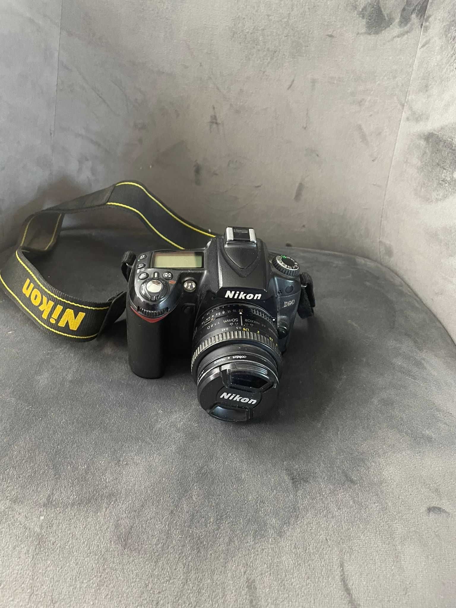 Nikon D90  cameră foto