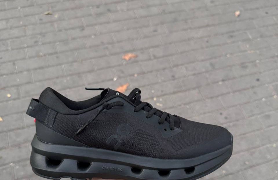 Новые кроссы  On Cloud, 44 - 45 размер