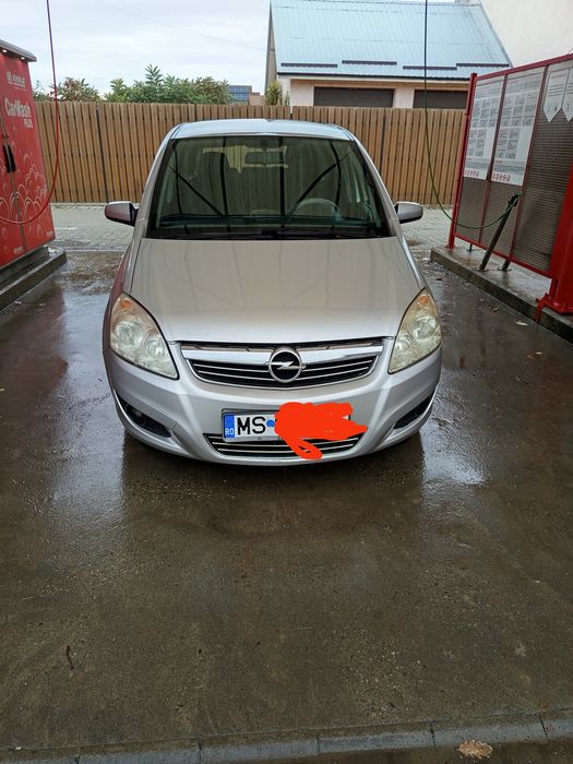 De vânzare Opel Zafira B 1.9 an 2008