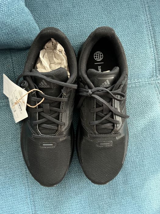 Маратонки ADIDAS RUNFALCON 2.0.Нови и 100% оригинал.С етикети.