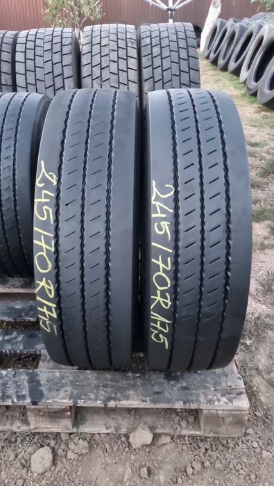 2 (4/6) Anvelope Continental 245/70 R17.5 M/S impecabile.