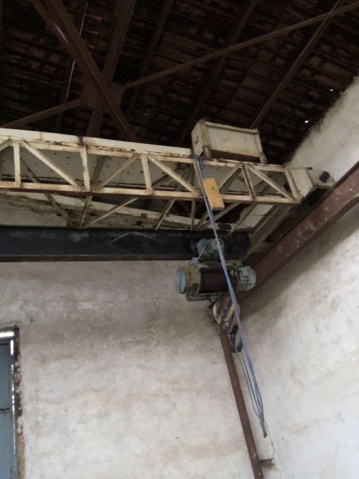 кран козлови 5т, Лк 25м.стоящ айтос 10,5м 5т подкранов път портален 2