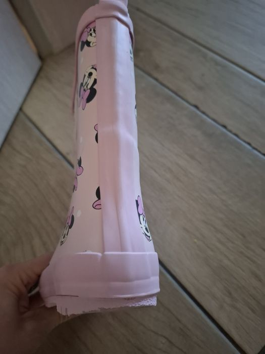 Cisme cauciucate fetita