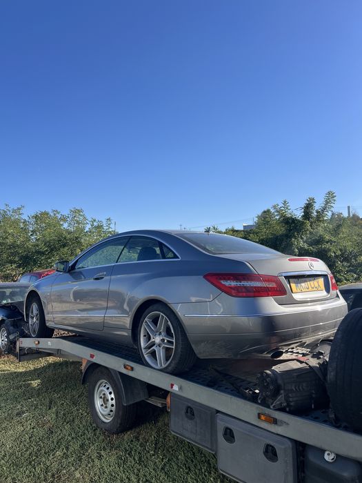 Mercedes e350 coupe fara motor si cutie