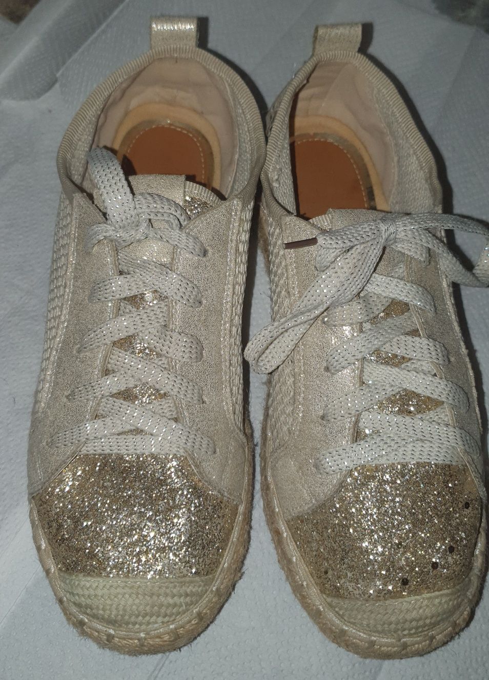 Pantofi Sneakers casual  masura 36 din piele, de calitate
