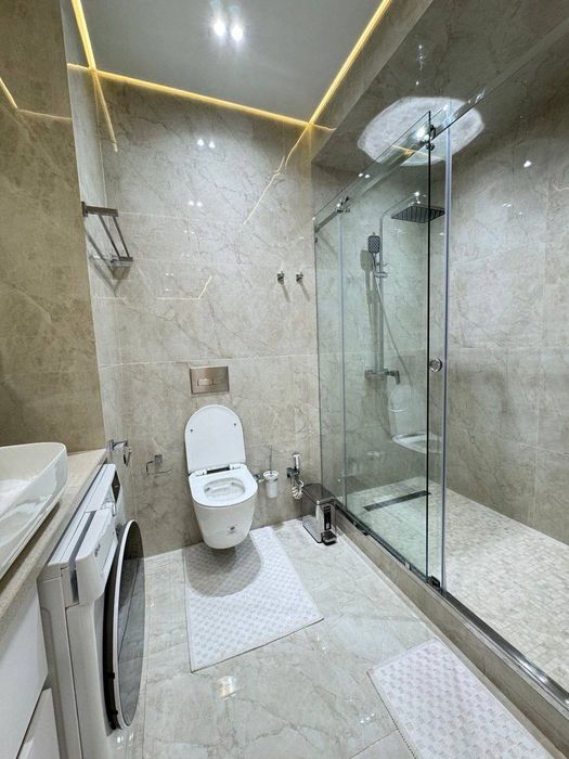 Квартира продается 3/10/12 на жк NRG Oybek