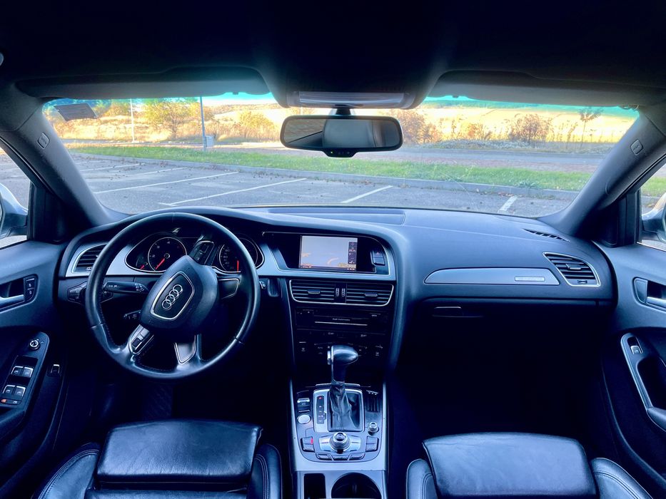 AUDI A4 b8 Facelift | 2.0tdi 177Cp | QUATTRO