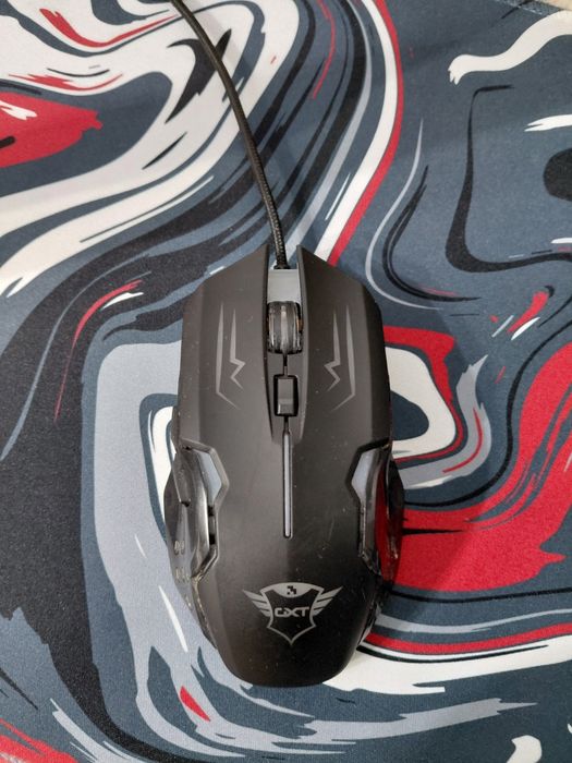 Vând mouse gxt rgb