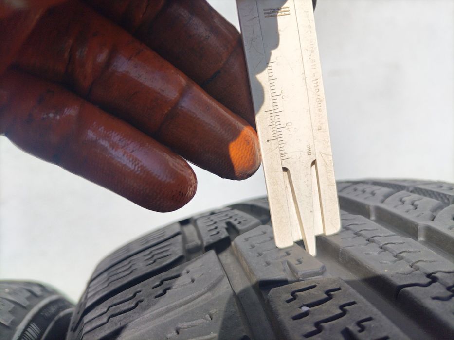 215/55/17 Нокиан ДОТ 2014 г