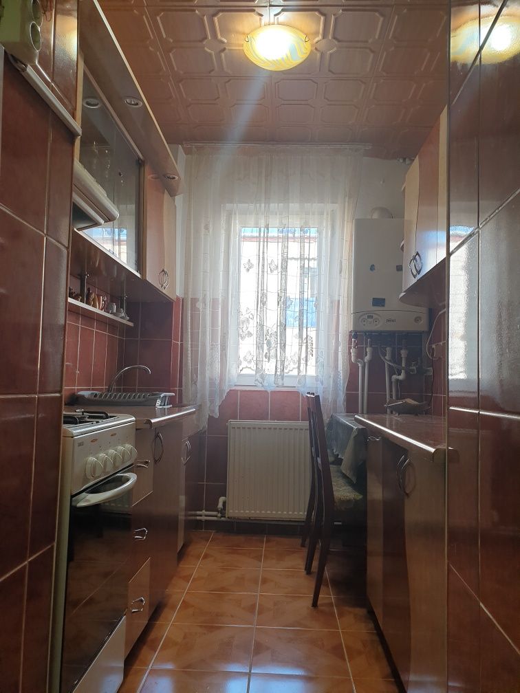 Vând apartament două camere