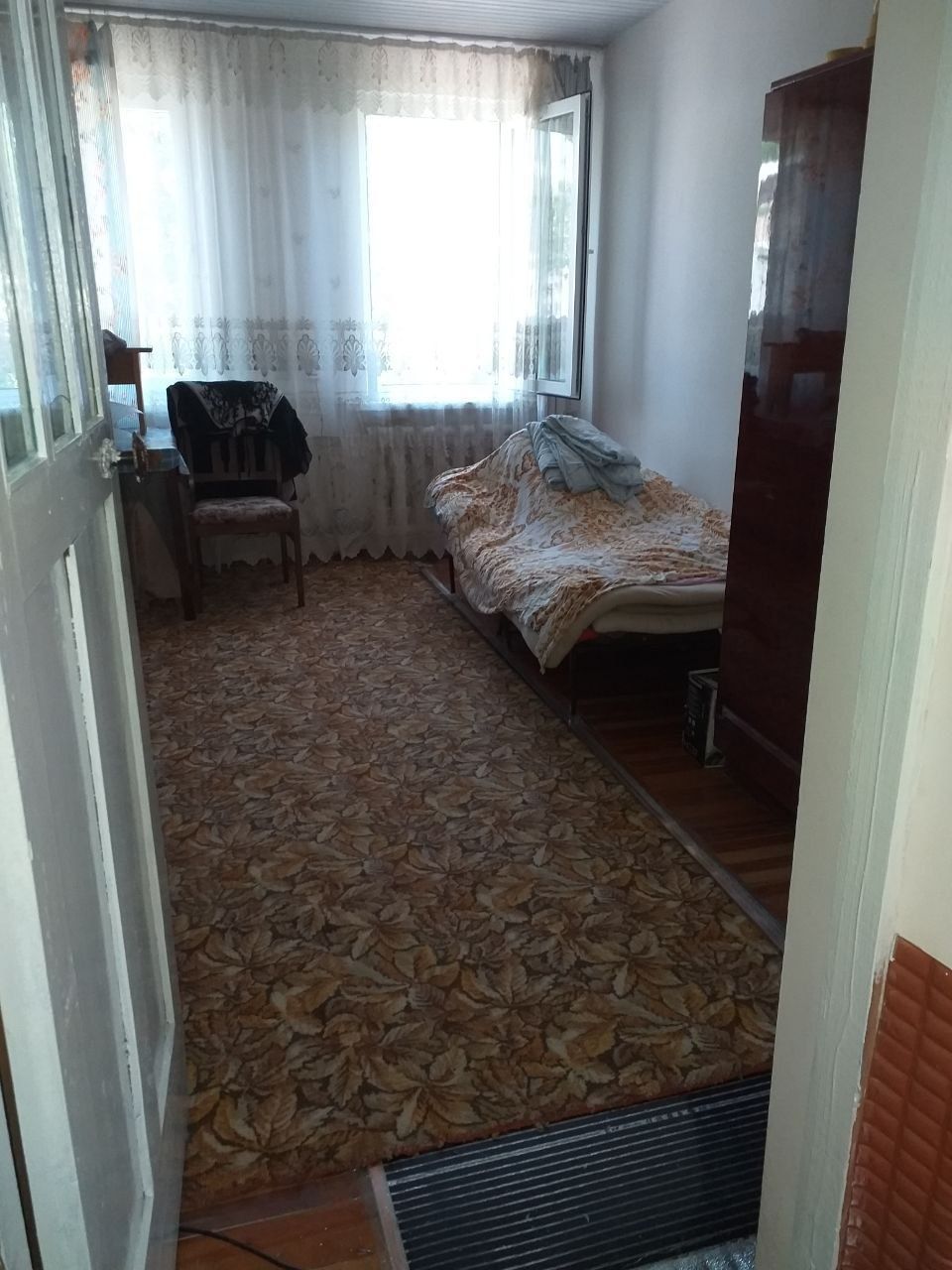 Продается дача в Урта Чирчикском районе с правой стороны от Ташморя