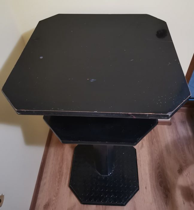 Маса за  коктейл